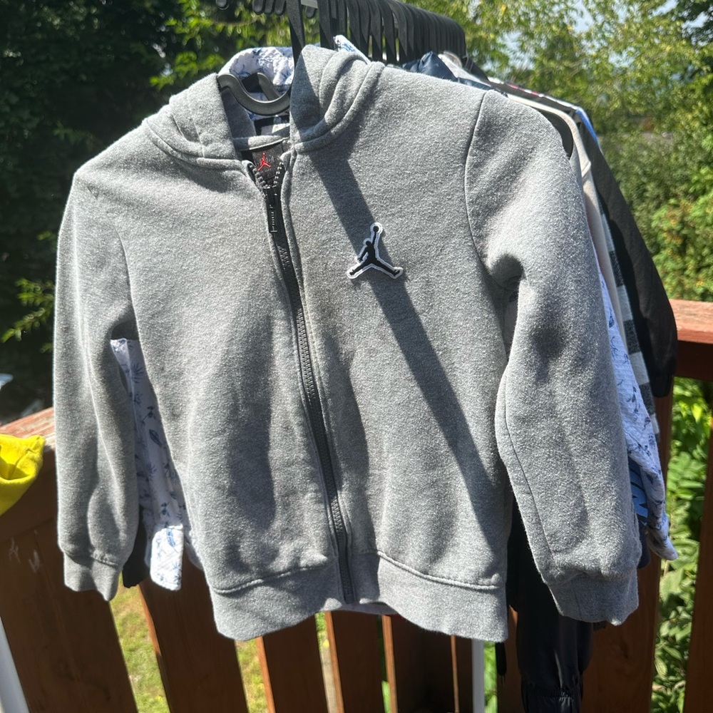 Kids Gray Jordan Hoodie